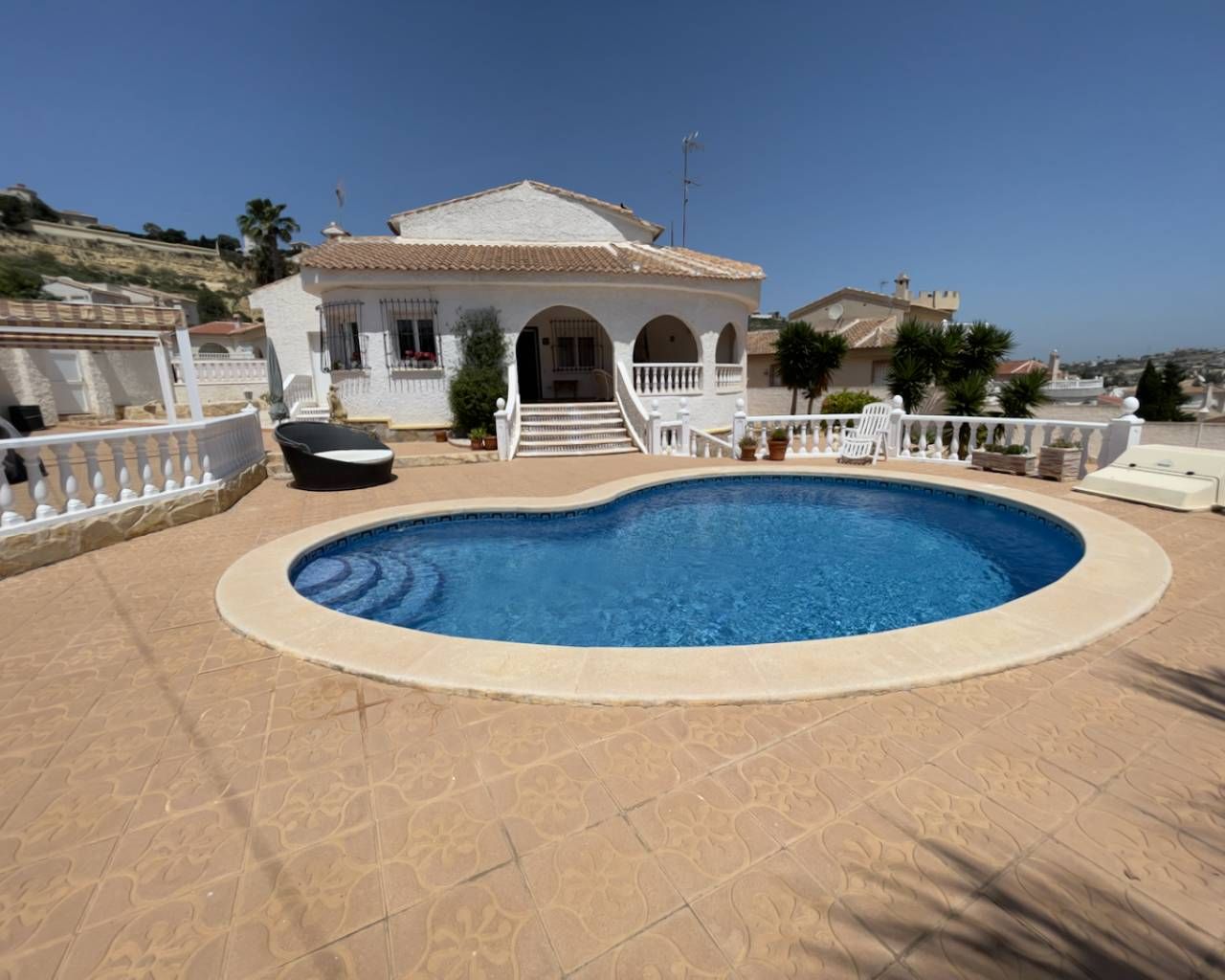 4 bed villa for sale in Valencia, Spain Zoopla