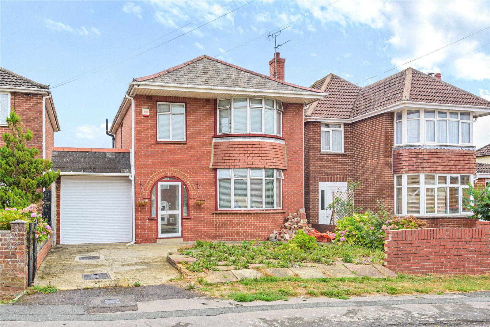 3 bed detached house for sale in Church Walk South, Swindon, Wiltshire