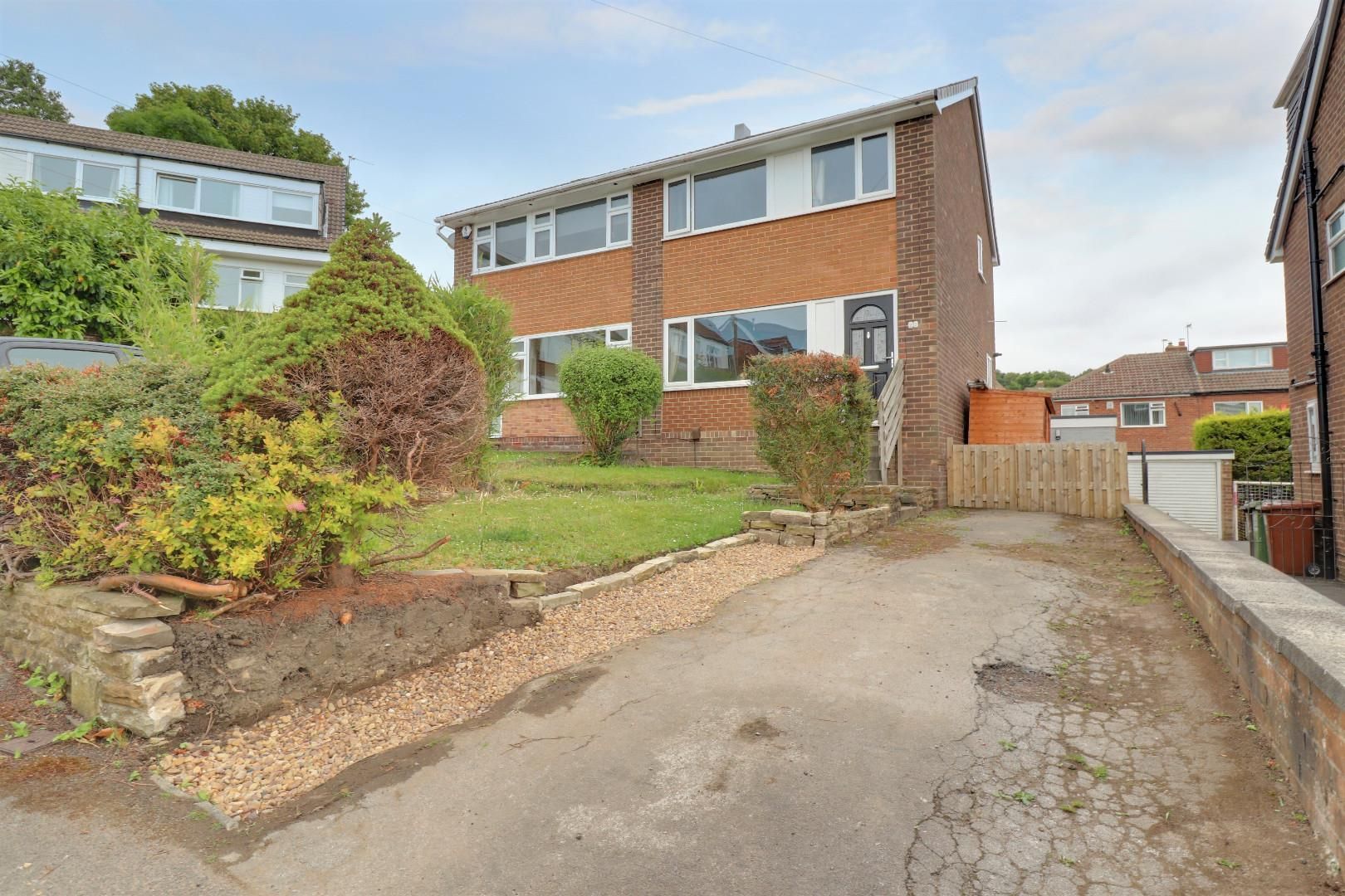 3 bed semidetached house for sale in Woodhill Court, Horsforth, Leeds LS16 Zoopla