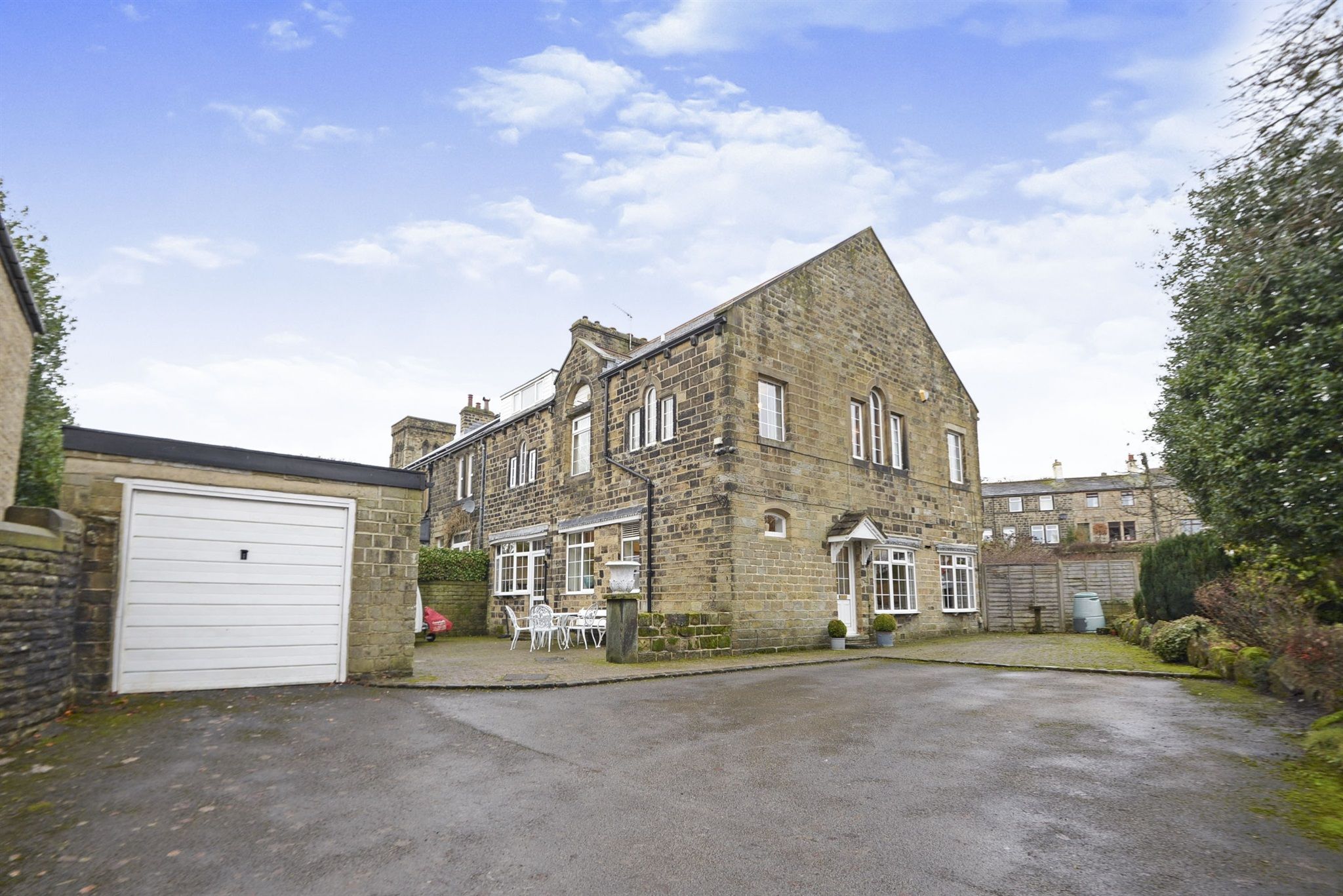4 bed property for sale in Manor Houses, Oakworth, Keighley BD22 Zoopla