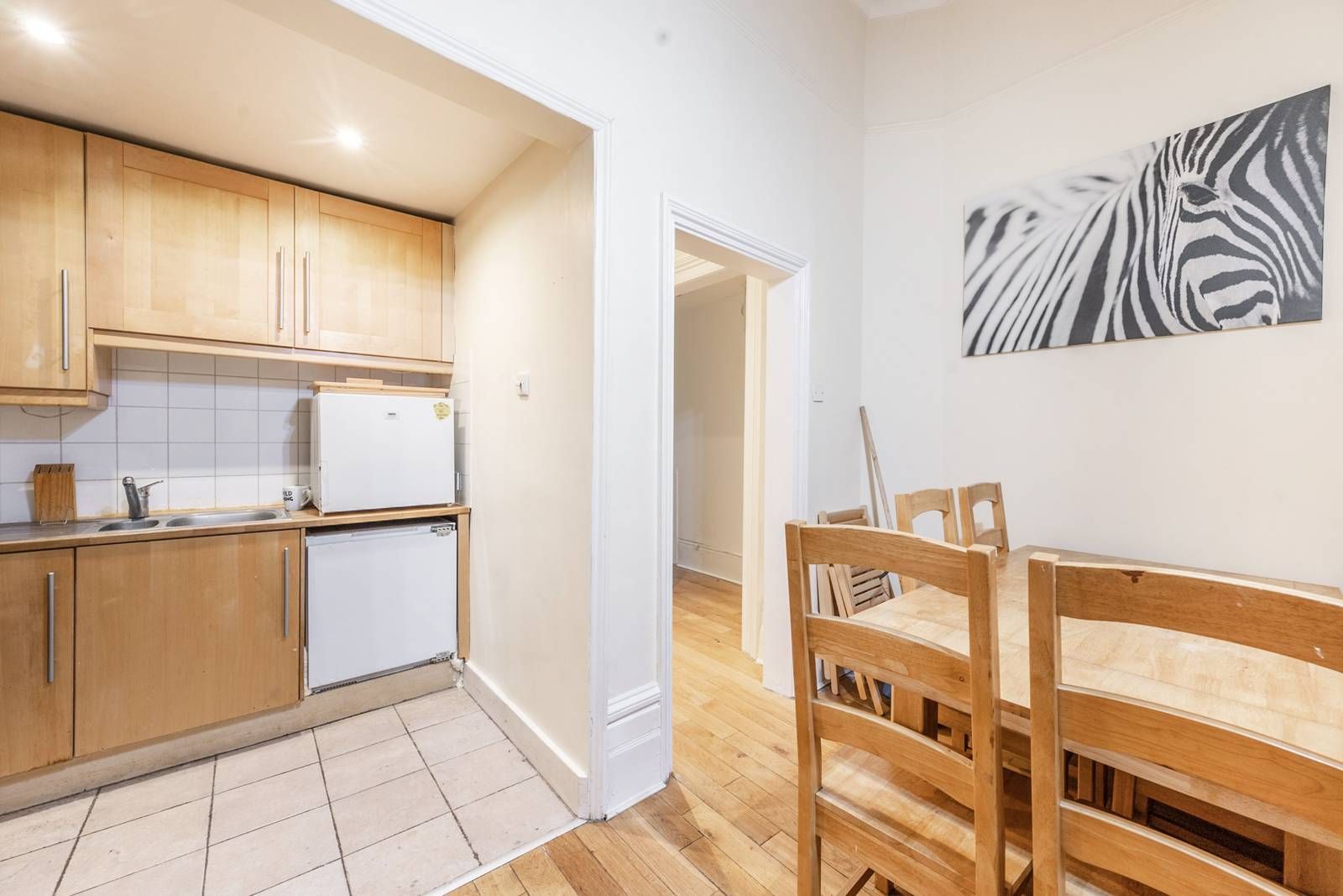 3 bed flat to rent in Earl's Court, Earls Court, London SW5 Zoopla