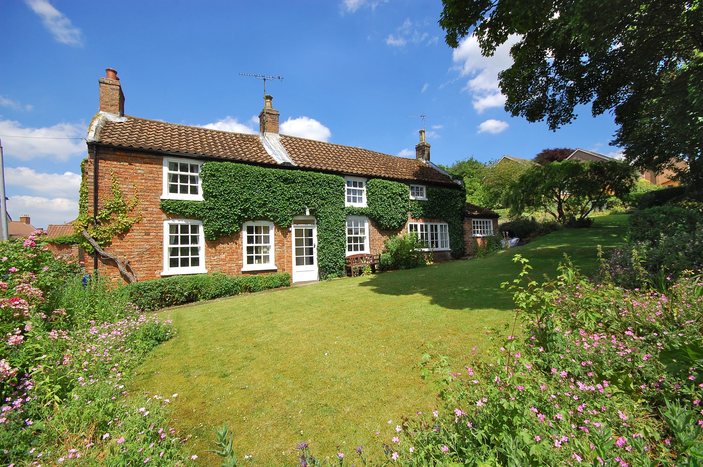 4 bed detached house for sale in The Court, Cornhill, Caistor