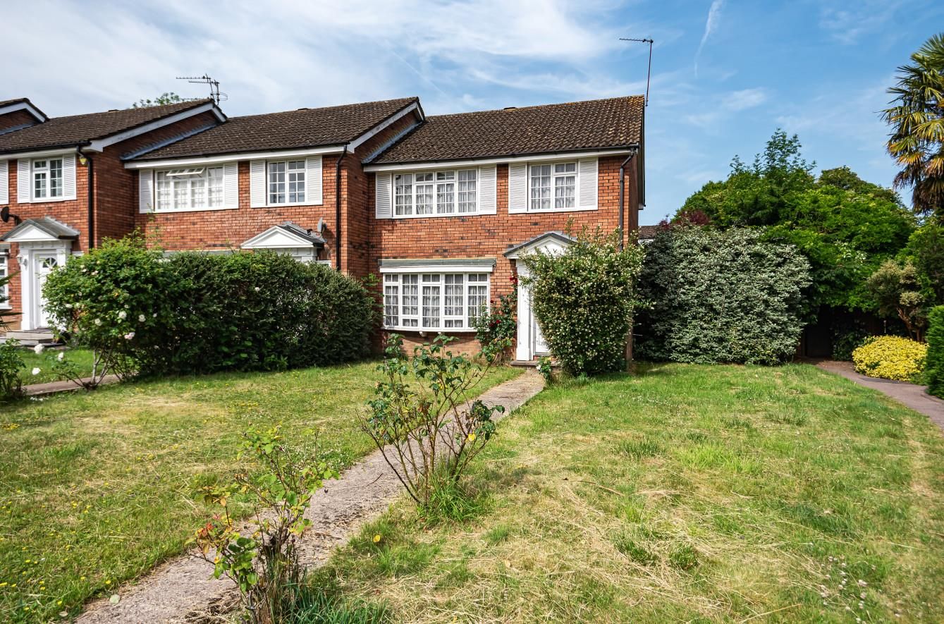 3 bed property for sale in Temple Mead Close, Stanmore HA7 Zoopla