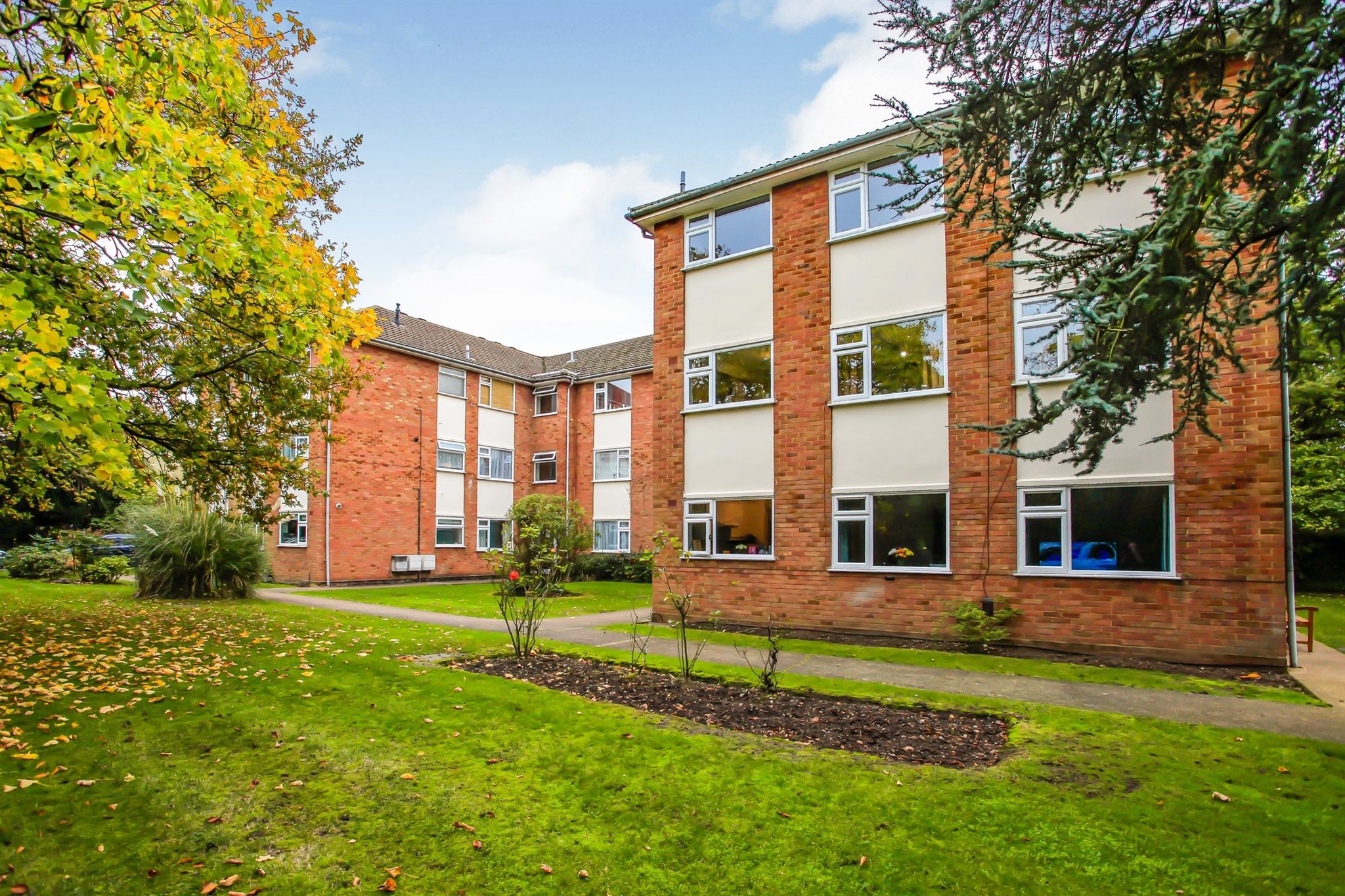 Eastbury Road, Oxhey, Watford WD19  