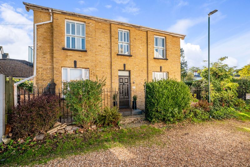 5 bed detached house for sale in Upton Road, Bexleyheath DA6 Zoopla