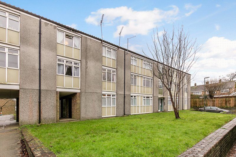 Holtye Walk Furnace Green Crawley West Sussex RH10  