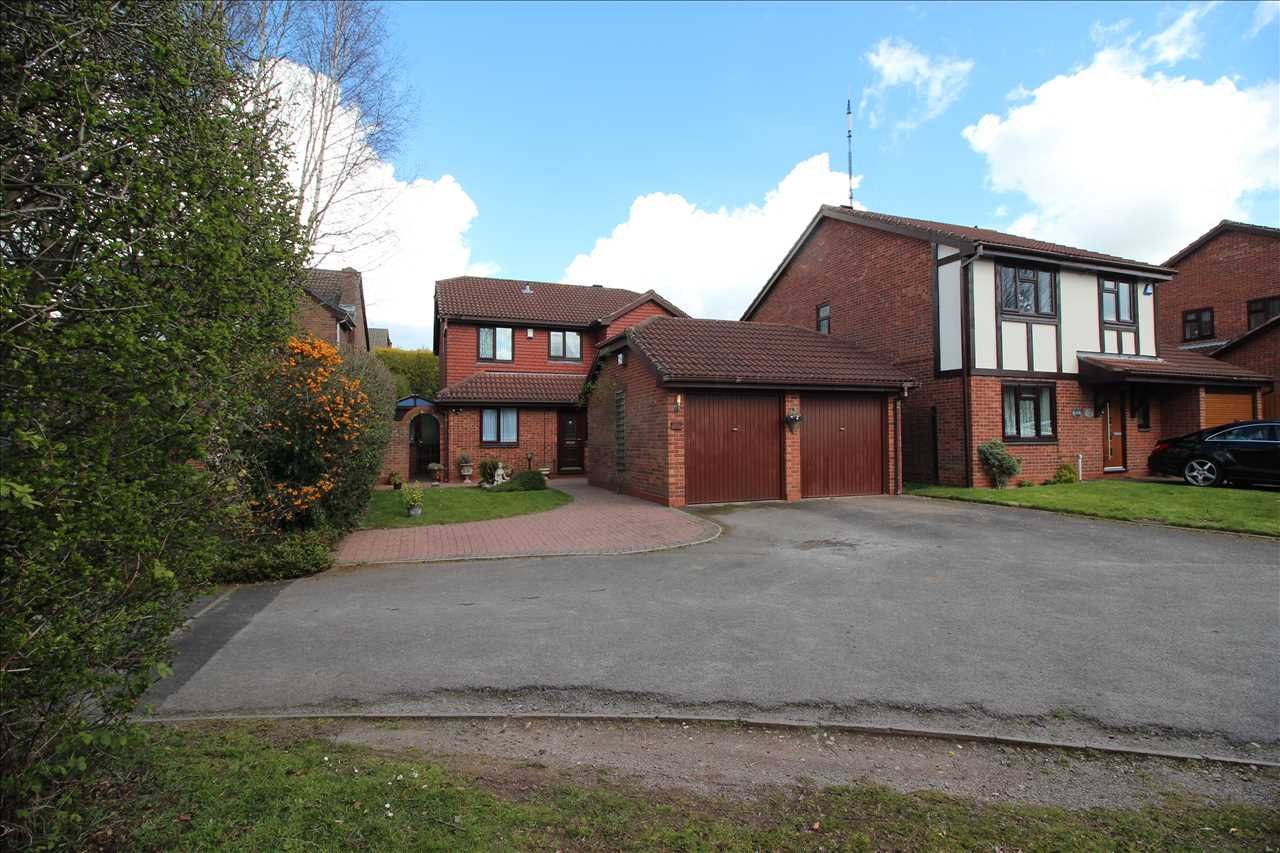 4 bed detached house for sale in Kestrel Drive, Sutton Coldfield B74