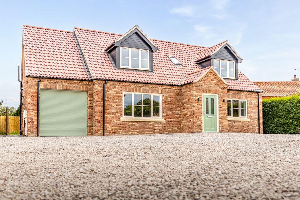 3 bed detached bungalow for sale in Littleport Lane, Sibsey, Boston