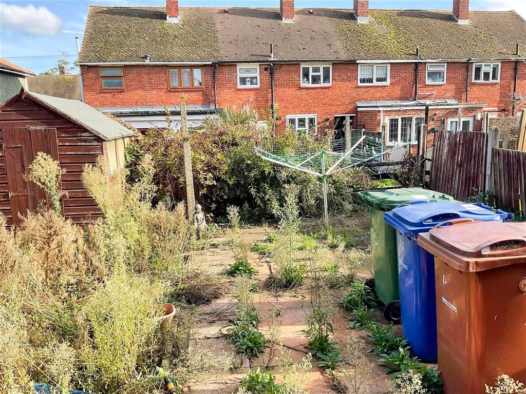 3 bed semidetached house for sale in Perry Way, Aveley, South Ockendon