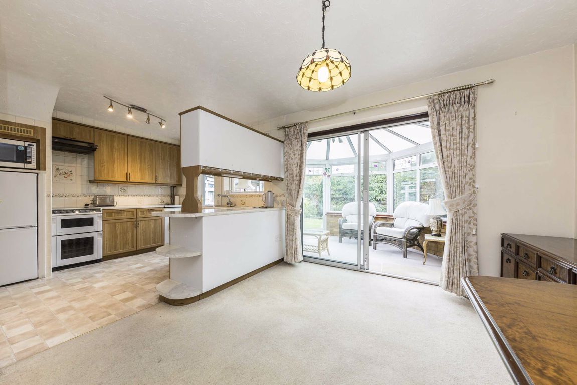 3 bed semidetached house for sale in Sunna Gardens, SunburyOnThames