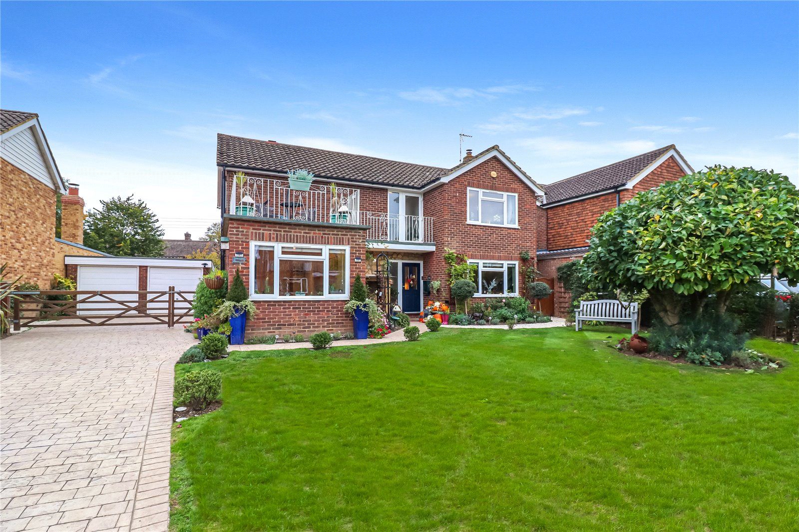 4 bed detached house for sale in The Meadows, Flackwell Heath, High