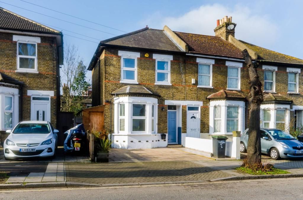 3 bed end terrace house for sale in Kangley Bridge Road, London SE26