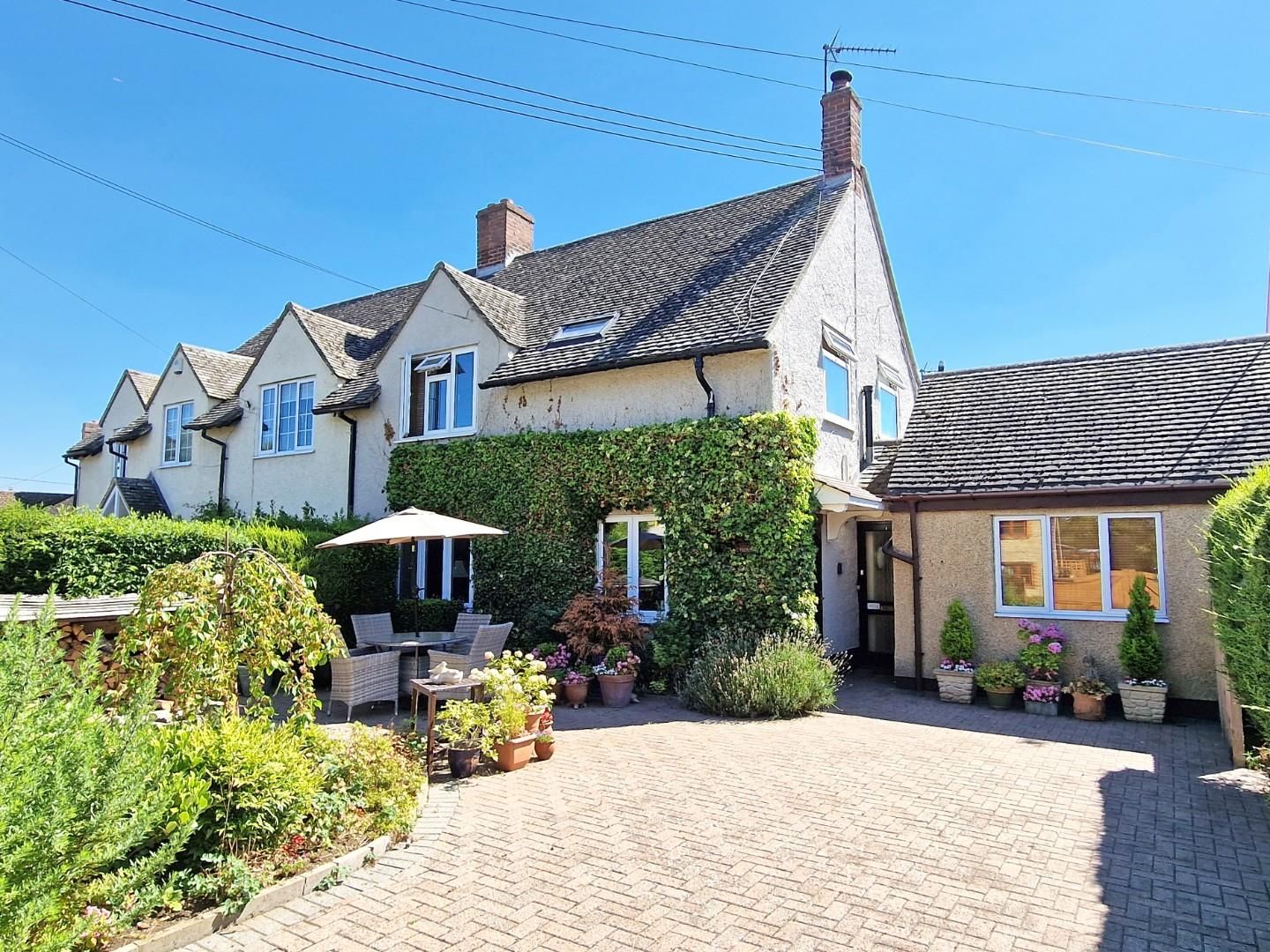 5 bed semidetached house for sale in Bignell View, Chesterton, Bicester OX26 Zoopla