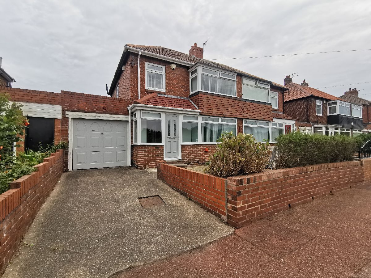 3 bed semidetached house to rent in Broadwood Road, Denton Burn
