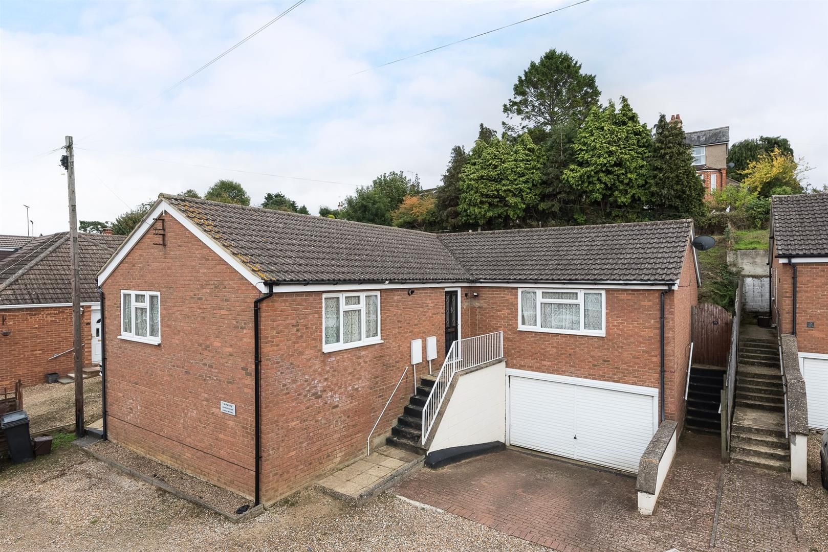 3 bed detached bungalow for sale in Chandler Place, Heath And Reach, Leighton Buzzard LU7 Zoopla