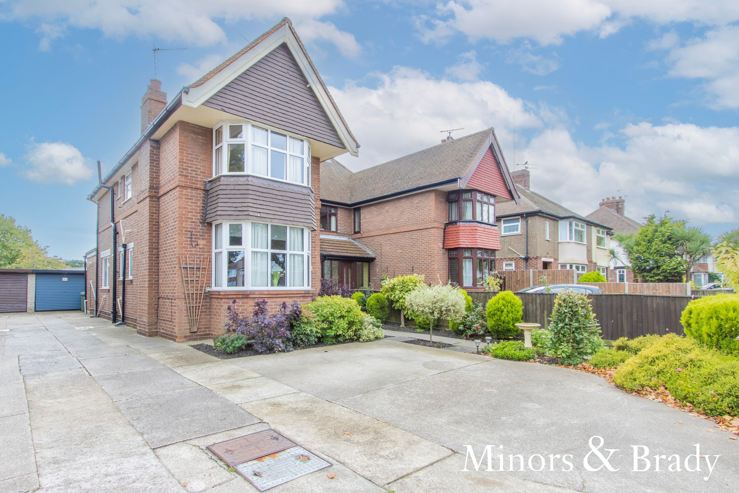 3 bed semidetached house for sale in Lawn Avenue, Great Yarmouth NR30