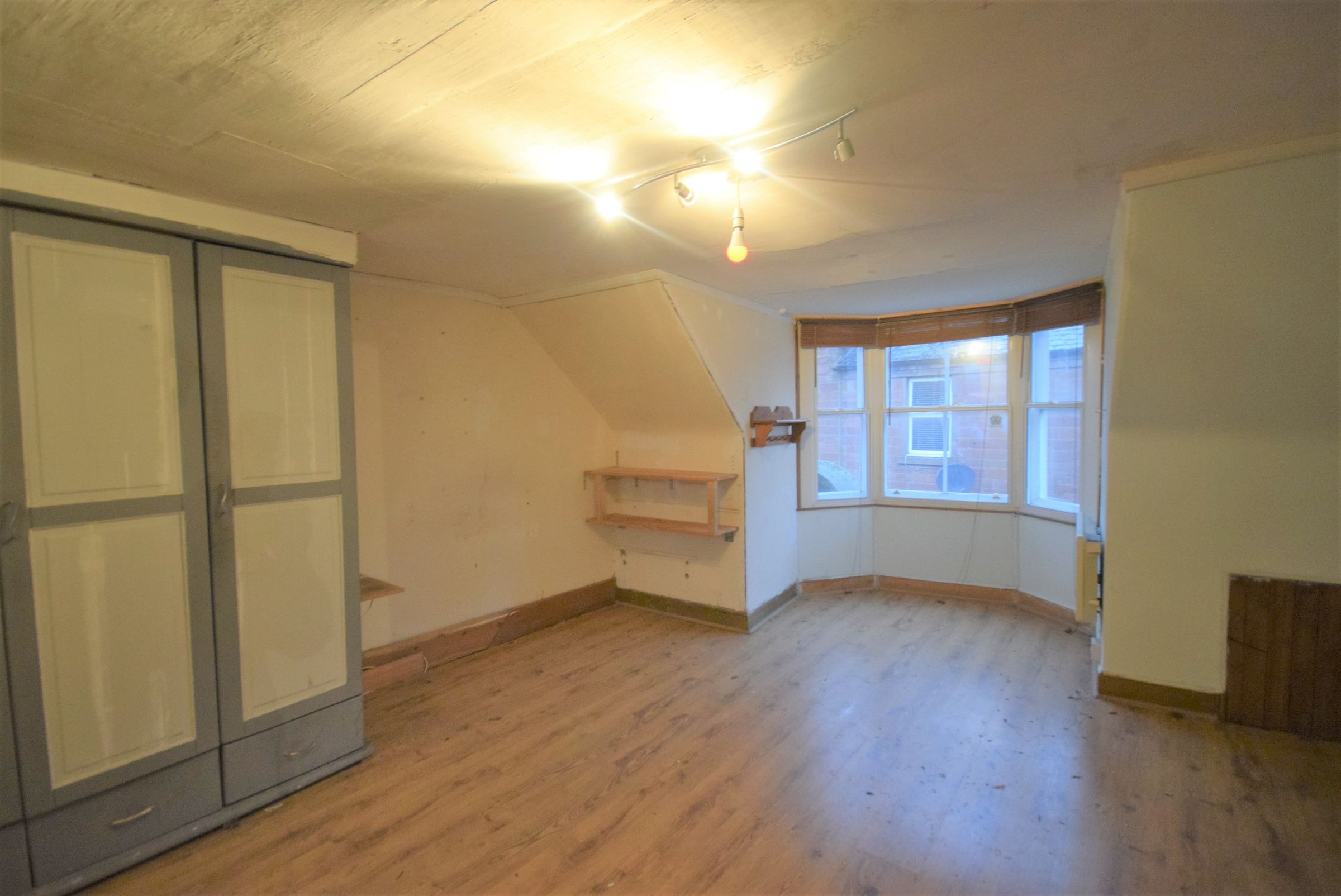 4 bed flat for sale in Glengate, Kirriemuir DD8 Zoopla