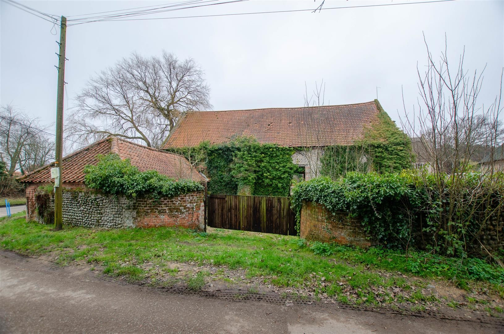 4 bed barn conversion for sale in Trunch, North Norfolk NR28 Zoopla