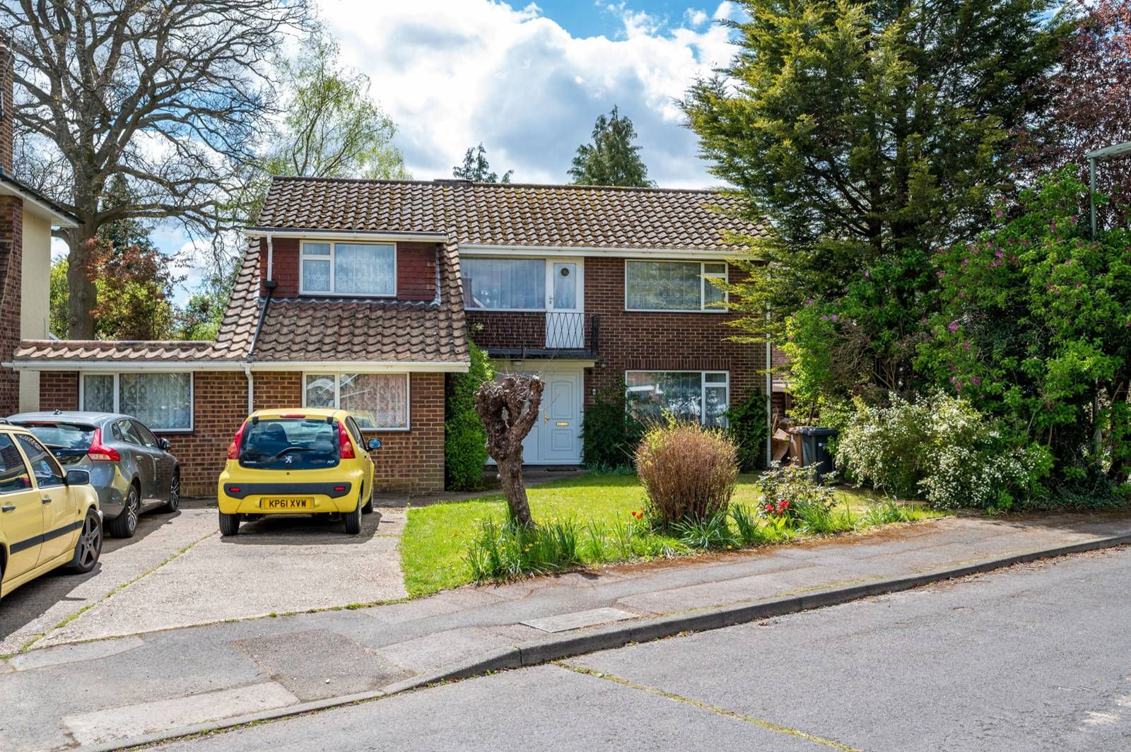 6 bed property for sale in Merrow Woods, Guildford GU1 Zoopla