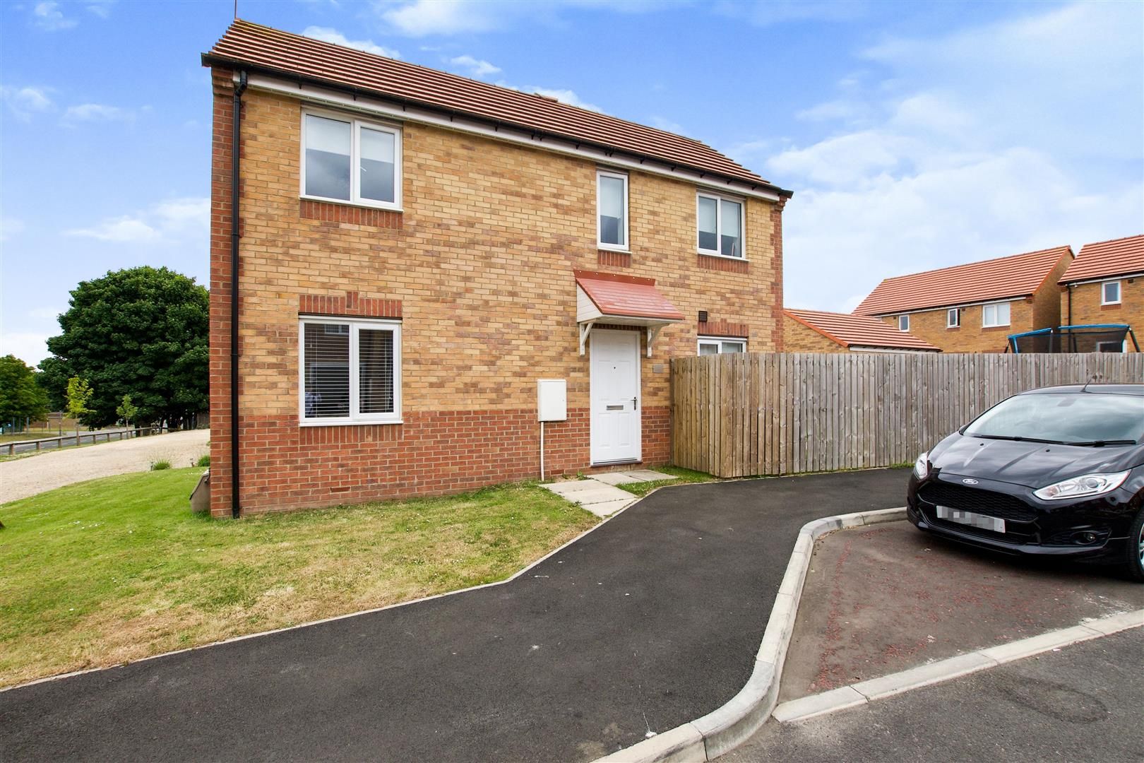 3 bed semidetached house for sale in Shinwell Drive, Peterlee, County Durham SR8 Zoopla