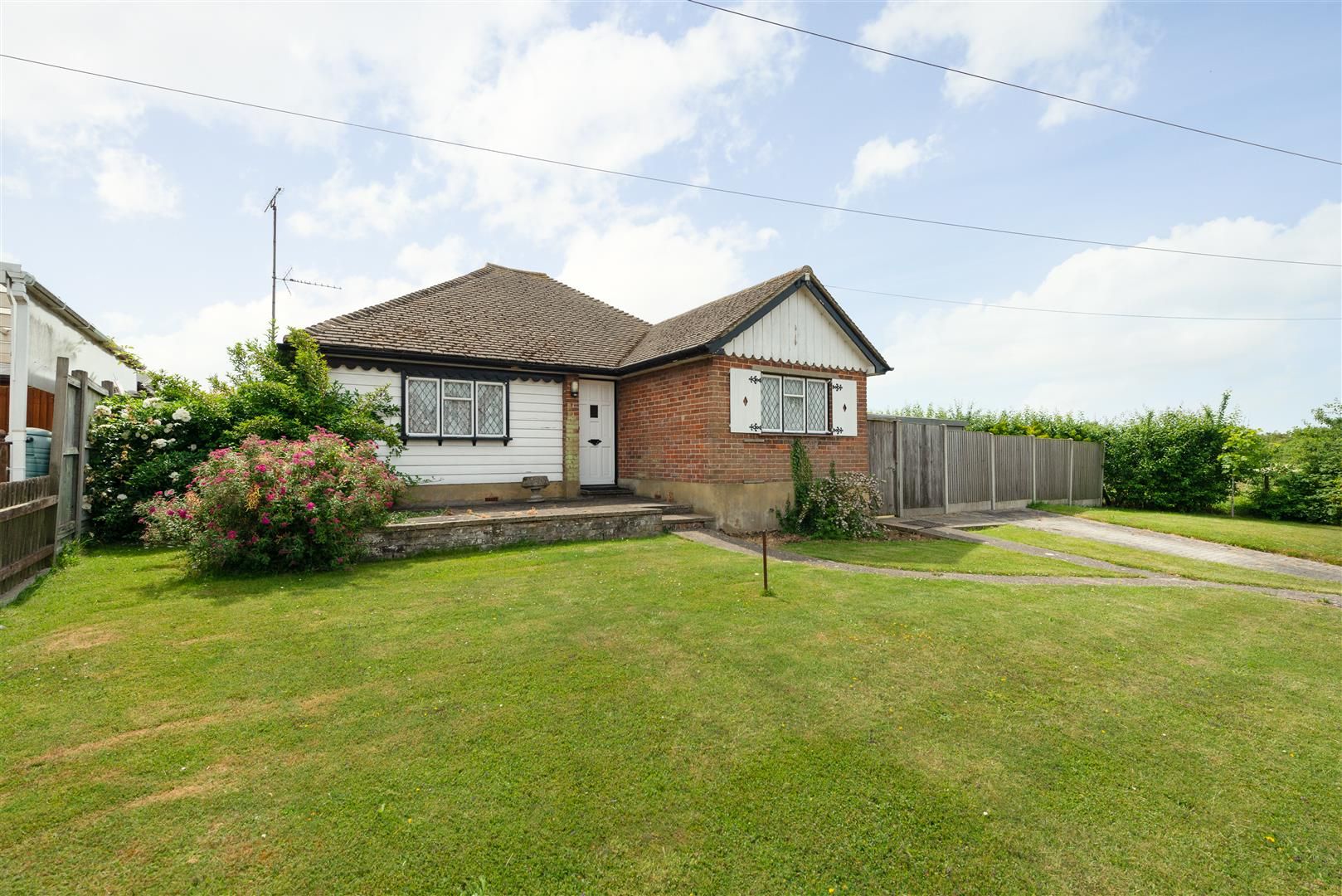 2 bed detached bungalow for sale in Hillside Road, Whitstable CT5 Zoopla