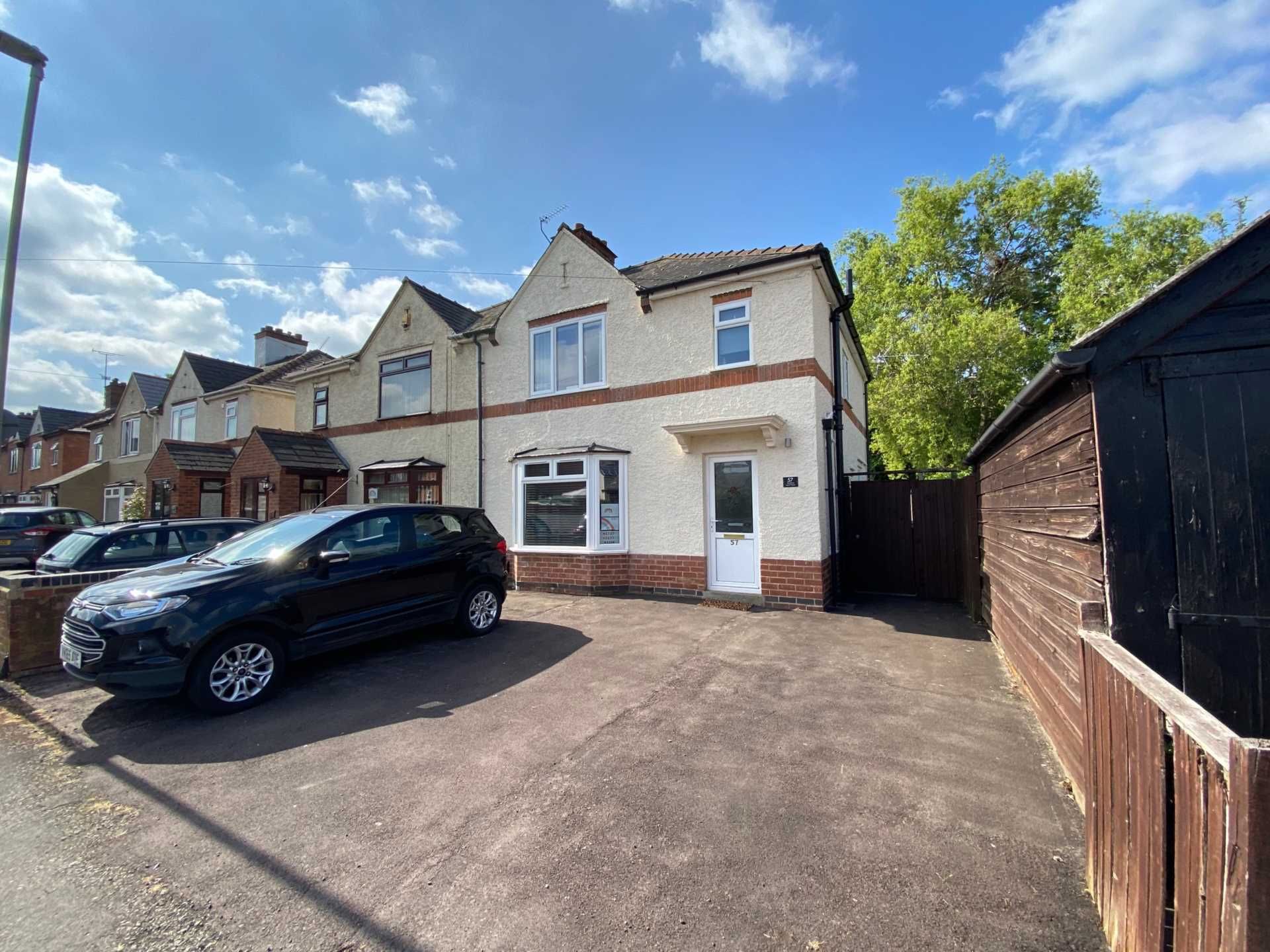 3 bed semidetached house for sale in Churchill Road, Gloucester GL1