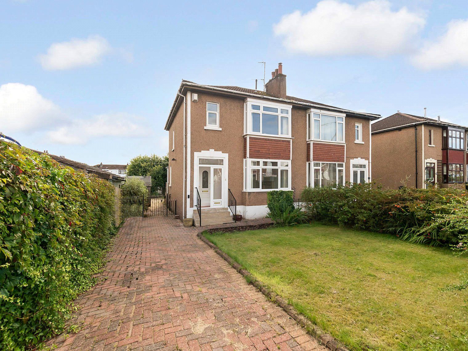 3 bed semidetached house for sale in Kenmure Avenue,