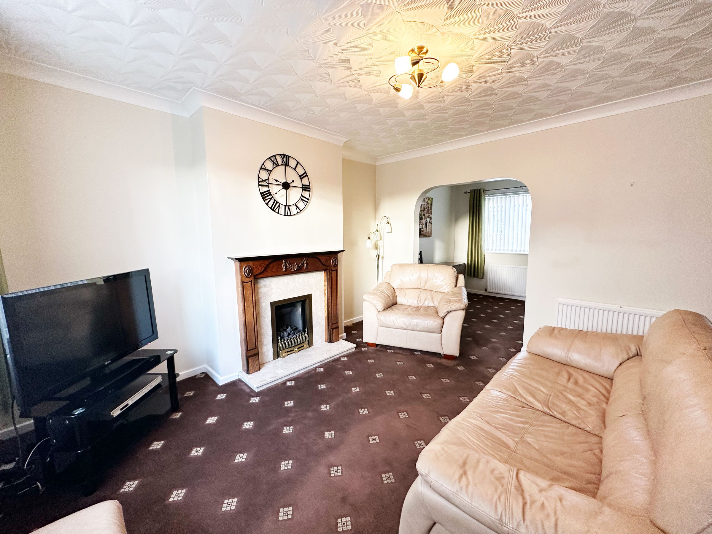 3 bed semidetached house to rent in Eastfield Drive, Pontefract WF8