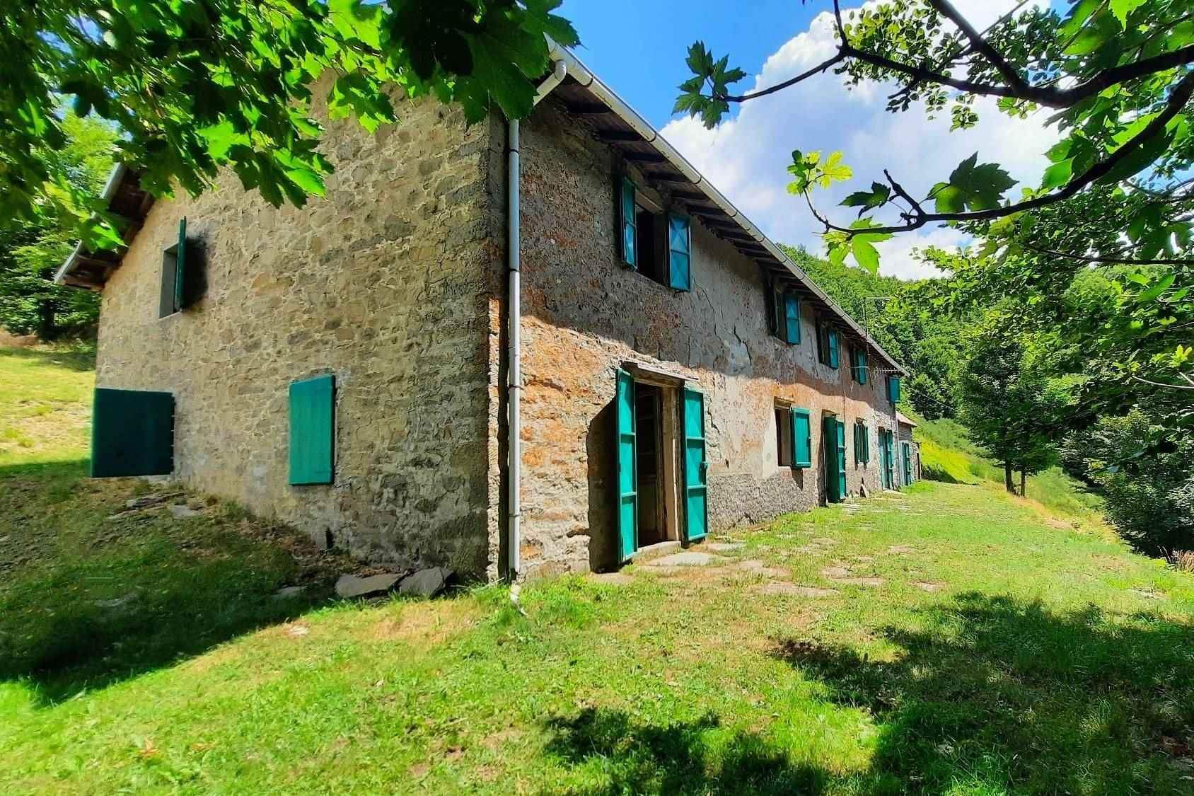 7 bed château for sale in 55033 Castiglione di Garfagnana, Province Of Lucca, Italy Zoopla
