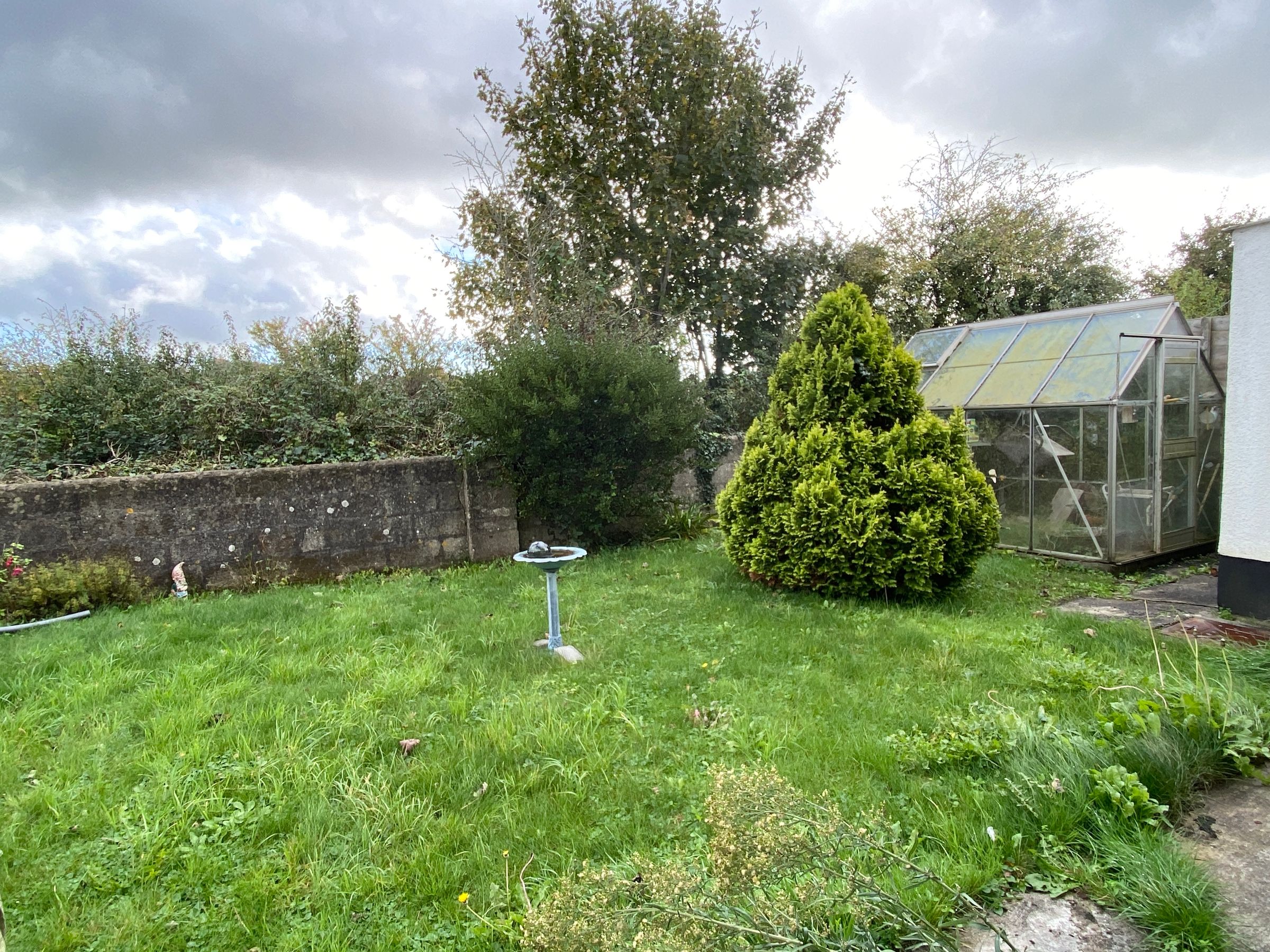 2 bed semidetached bungalow to rent in RoseAnGrouse, Canonstown