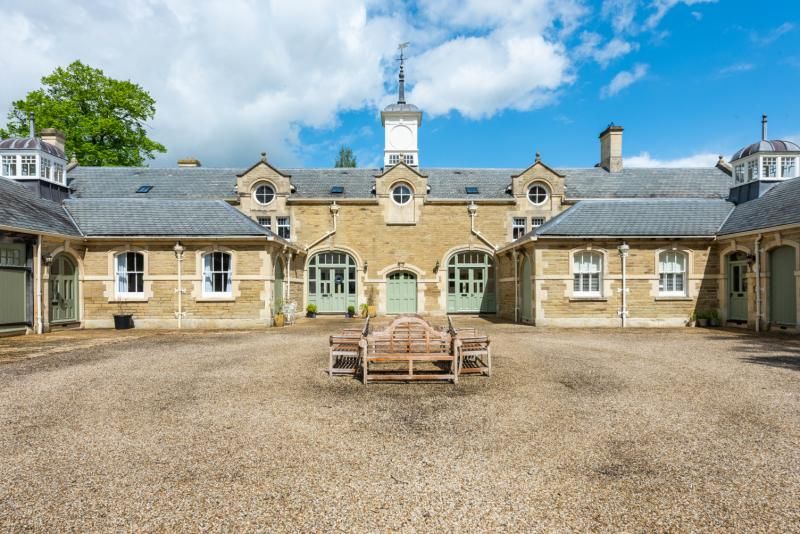 1 bed terraced house for sale in Chesterton Court, Chesterton, Bicester