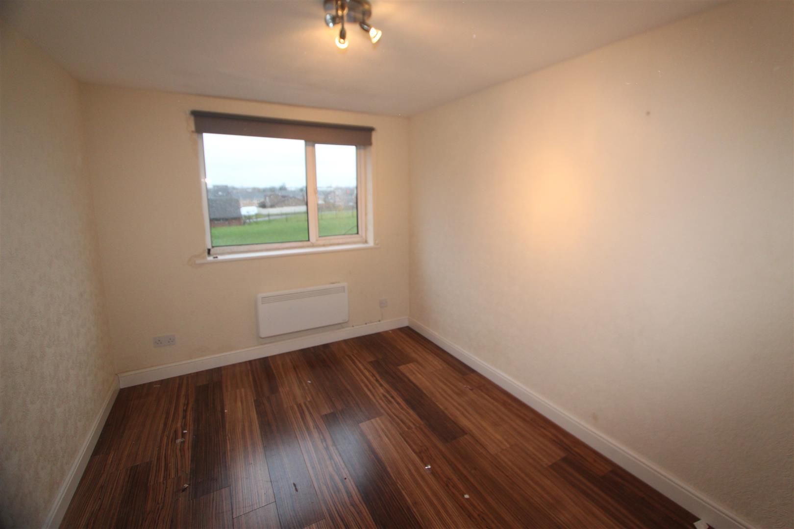 2 bed flat to rent in Stroud Avenue, Willenhall WV12 Zoopla