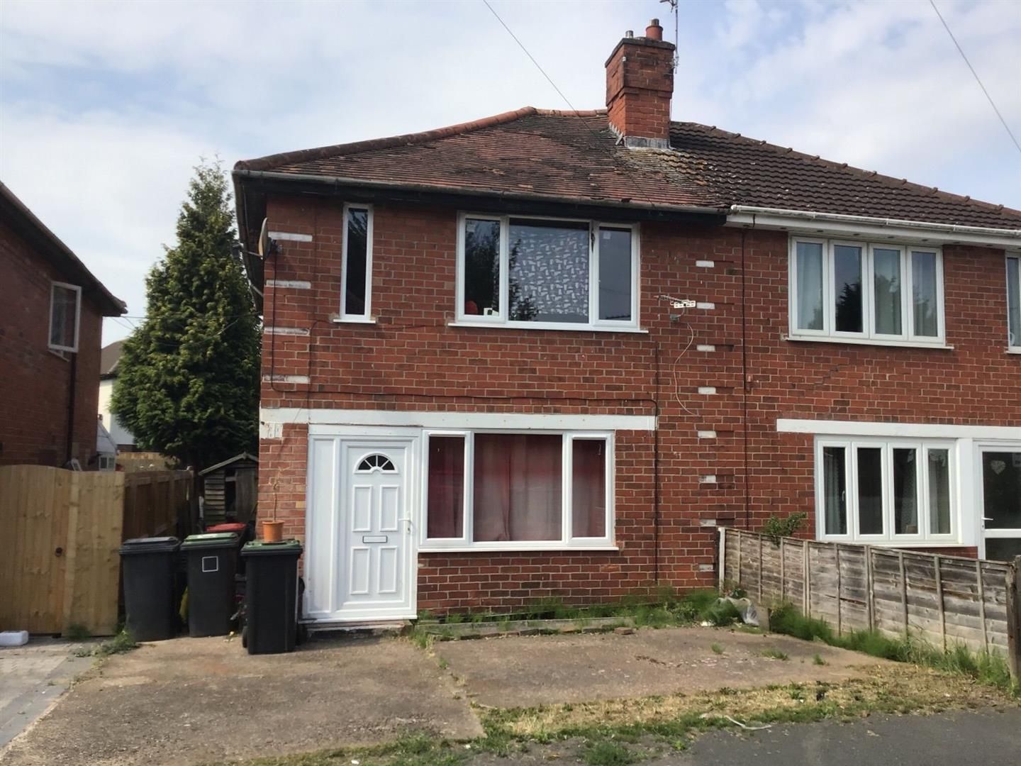 2 bed property to rent in Mottram Road, Beeston, Nottingham NG9 Zoopla