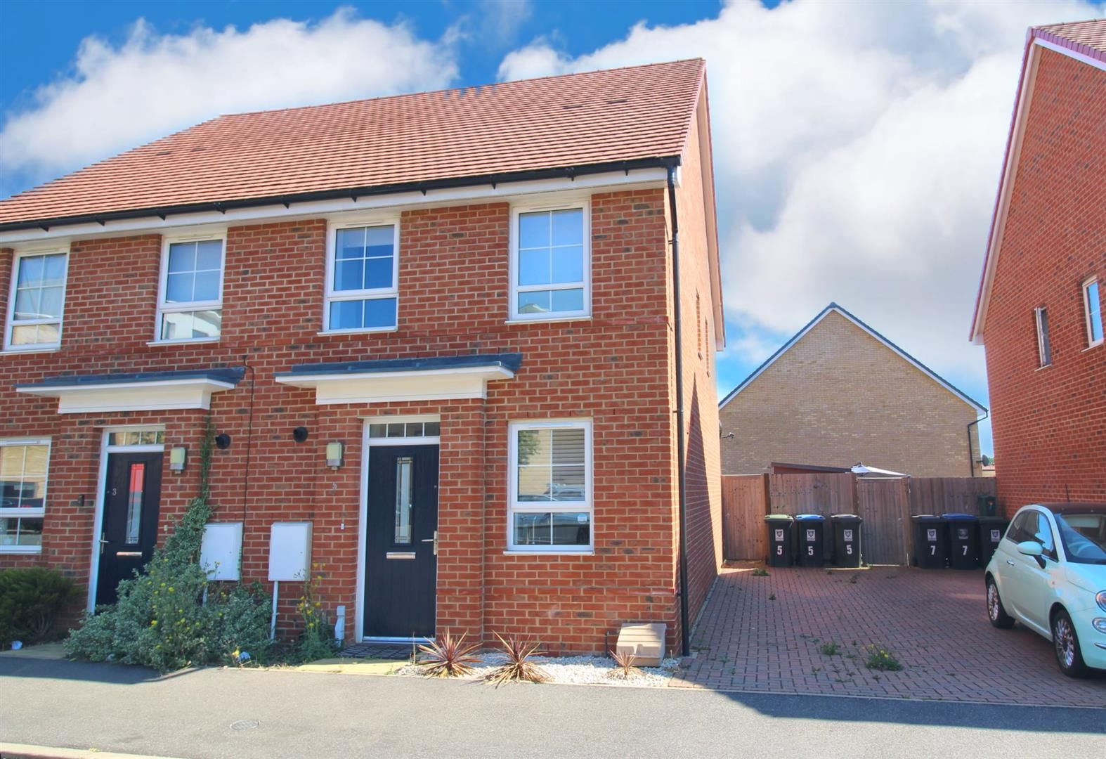 2 bed property for sale in Ringlet Road, Hemel Hempstead HP2 Zoopla