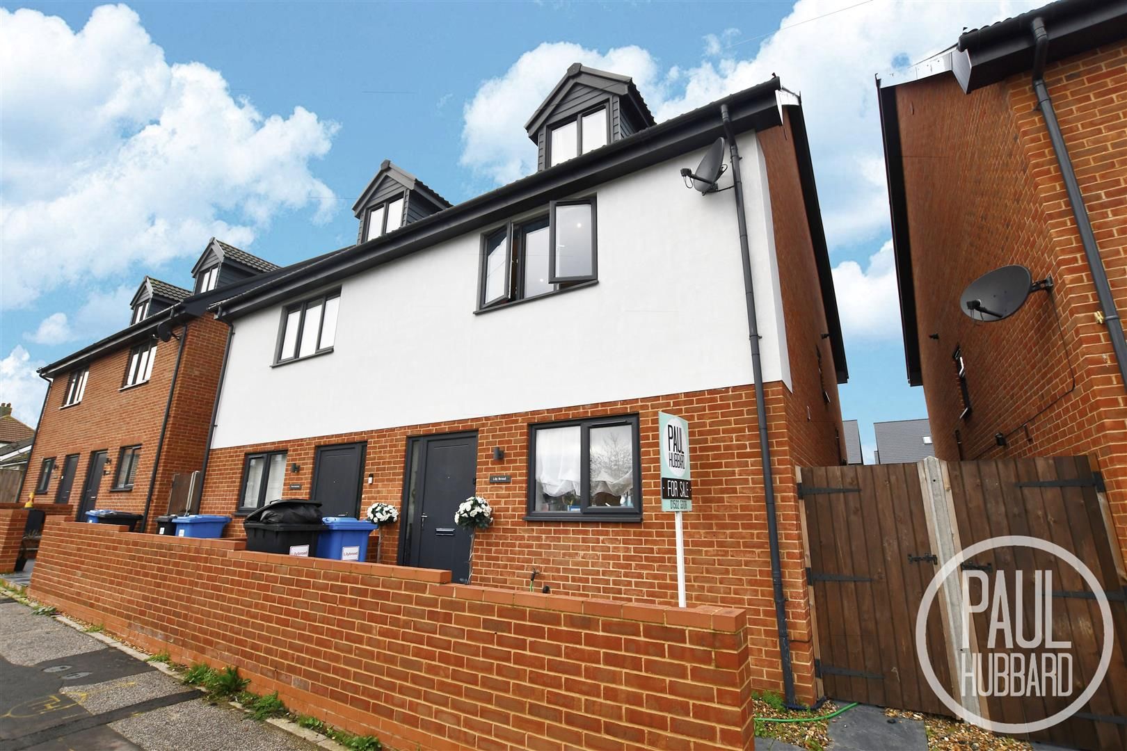 4 bed semidetached house for sale in Stanley Road, Lowestoft, Suffolk