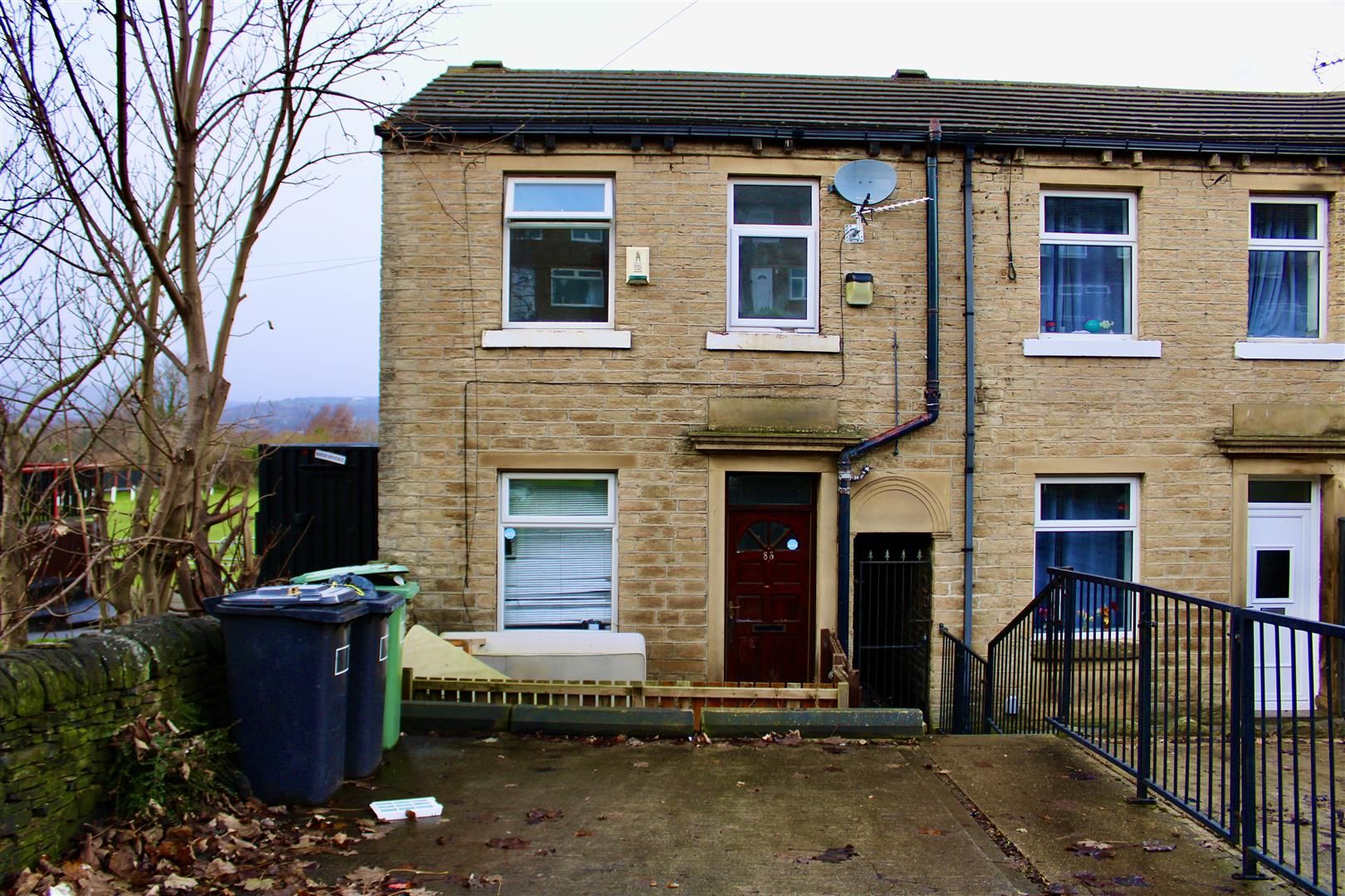 2 bed property to rent in Cross Lane, Primrose Hill, Huddersfield HD4