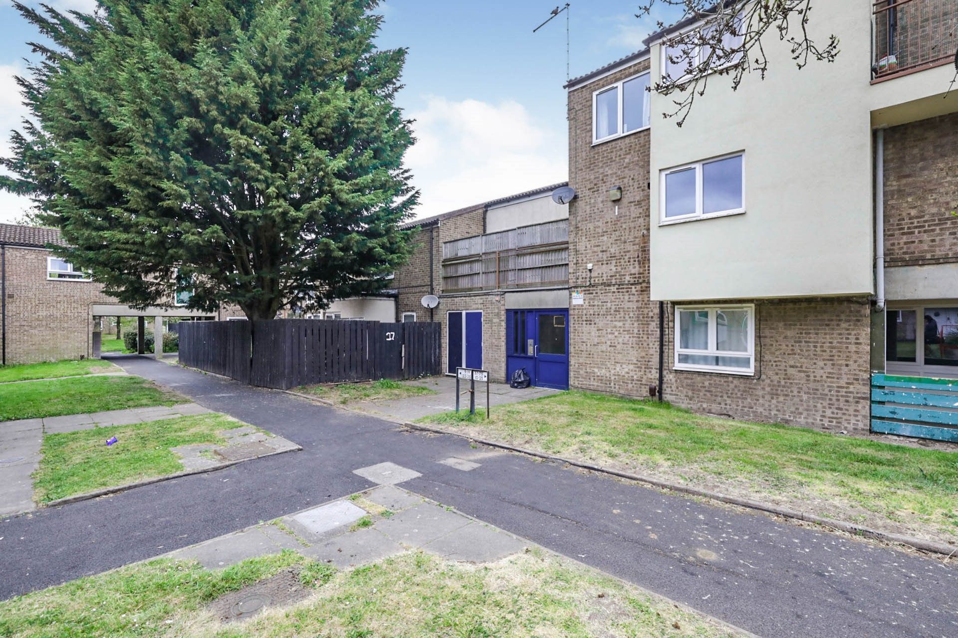 Padstow Walk, Scunthorpe DN17  