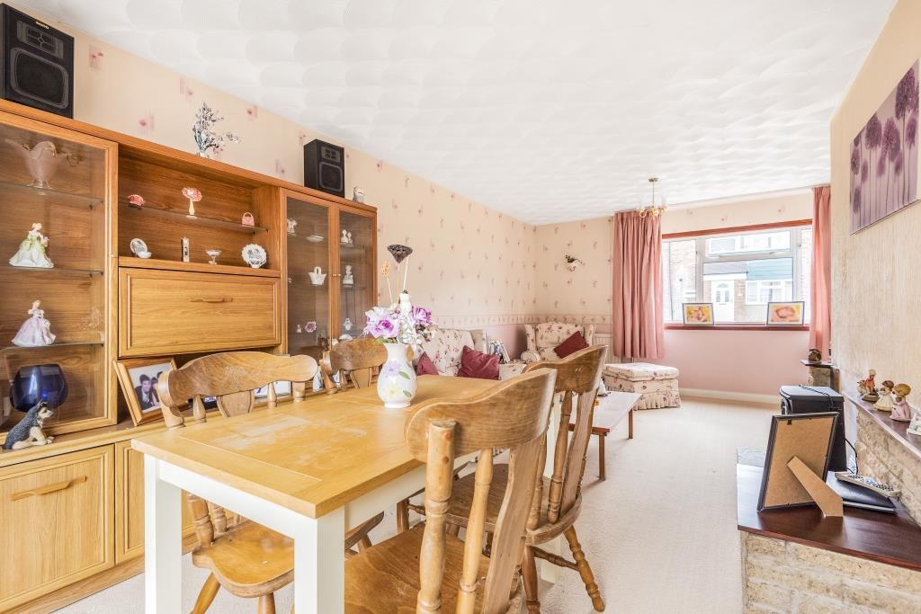 Elmhurst, Aylesbury, Buckinghamshire HP20  