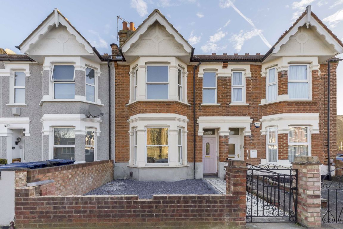 4 bed property for sale in Northcroft Road, London W13 Zoopla