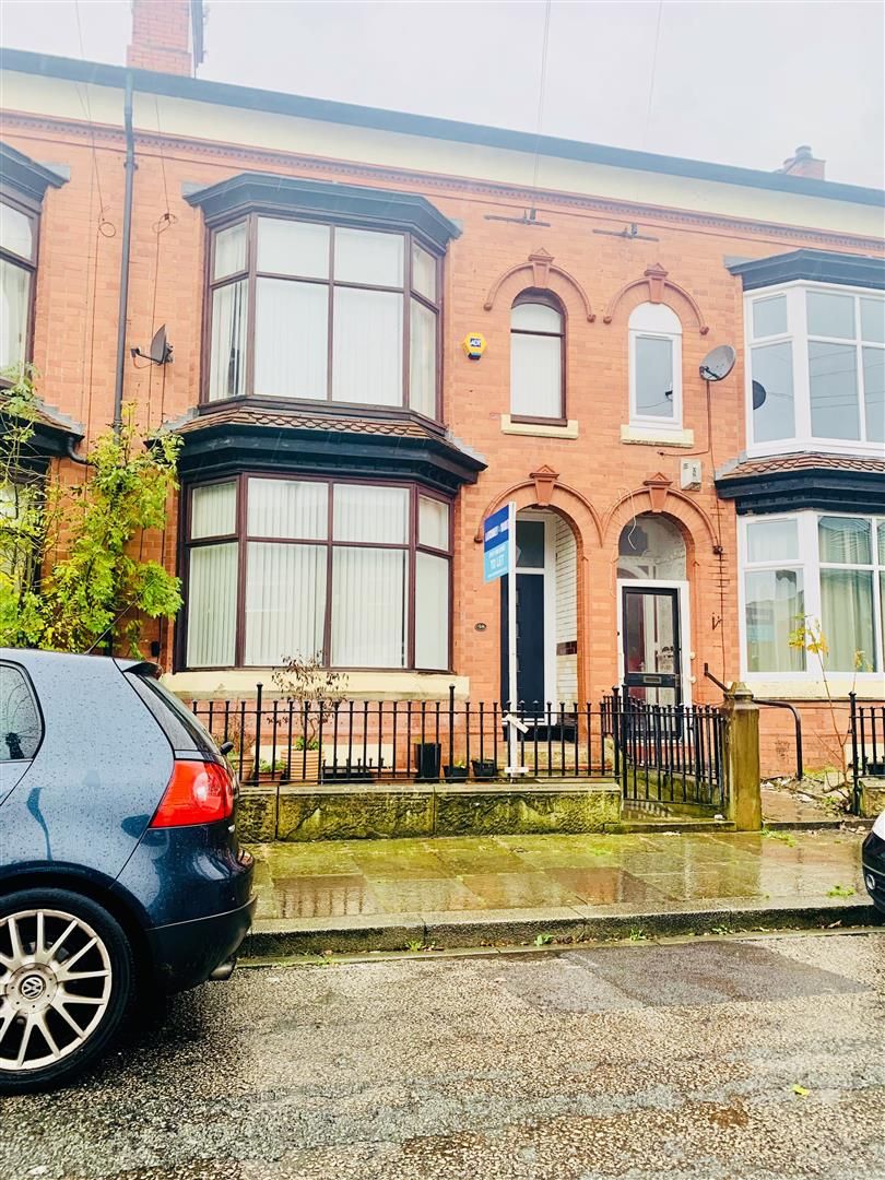 5 bed property to rent in Hermitage Road, Crumpsall, Manchester M8 Zoopla