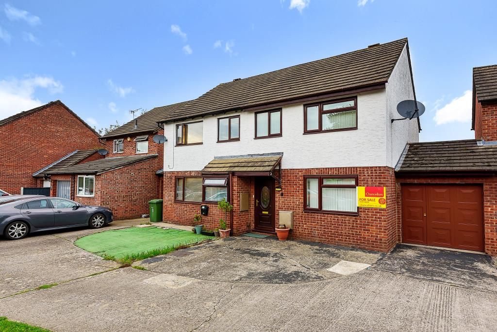 3 bed semidetached house for sale in Lower Bullingham, Hereford HR2