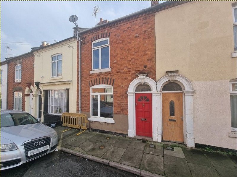 2 bed terraced house to rent in Cloutsham Street, Northampton