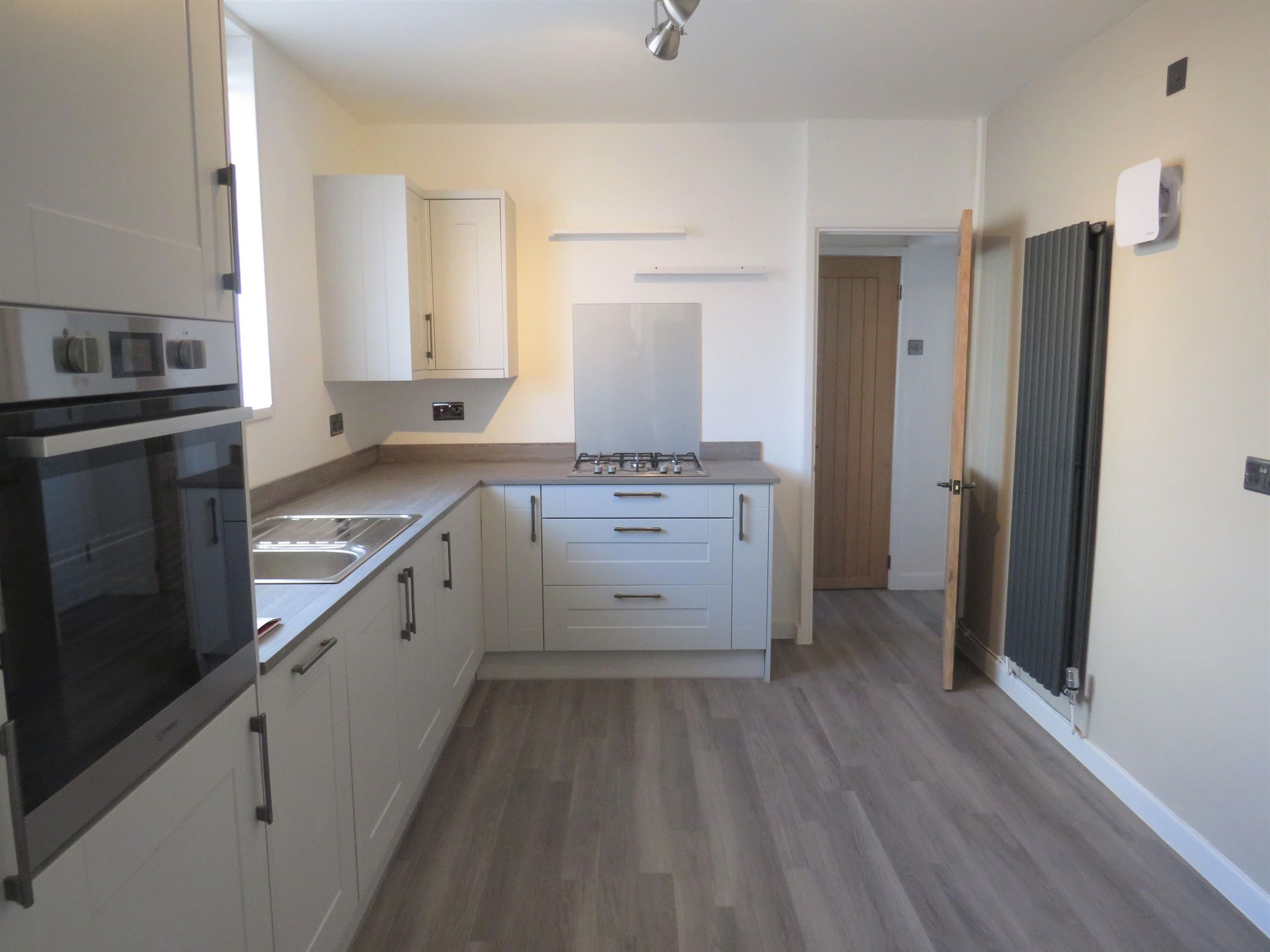 1 bed flat to rent in Coronation Terrace, Penarth CF64 Zoopla