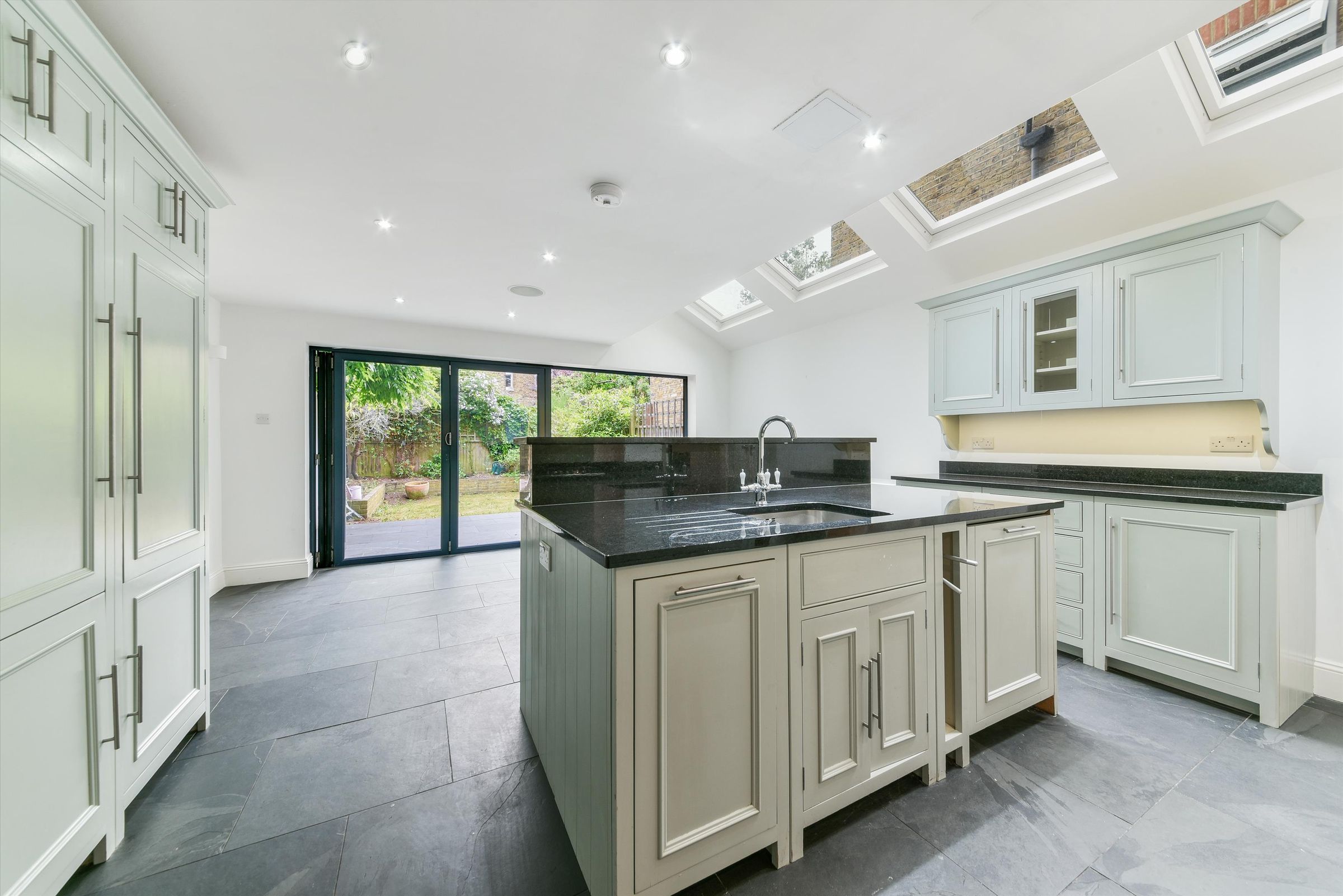 Trefoil Road, Wandsworth, London SW18  