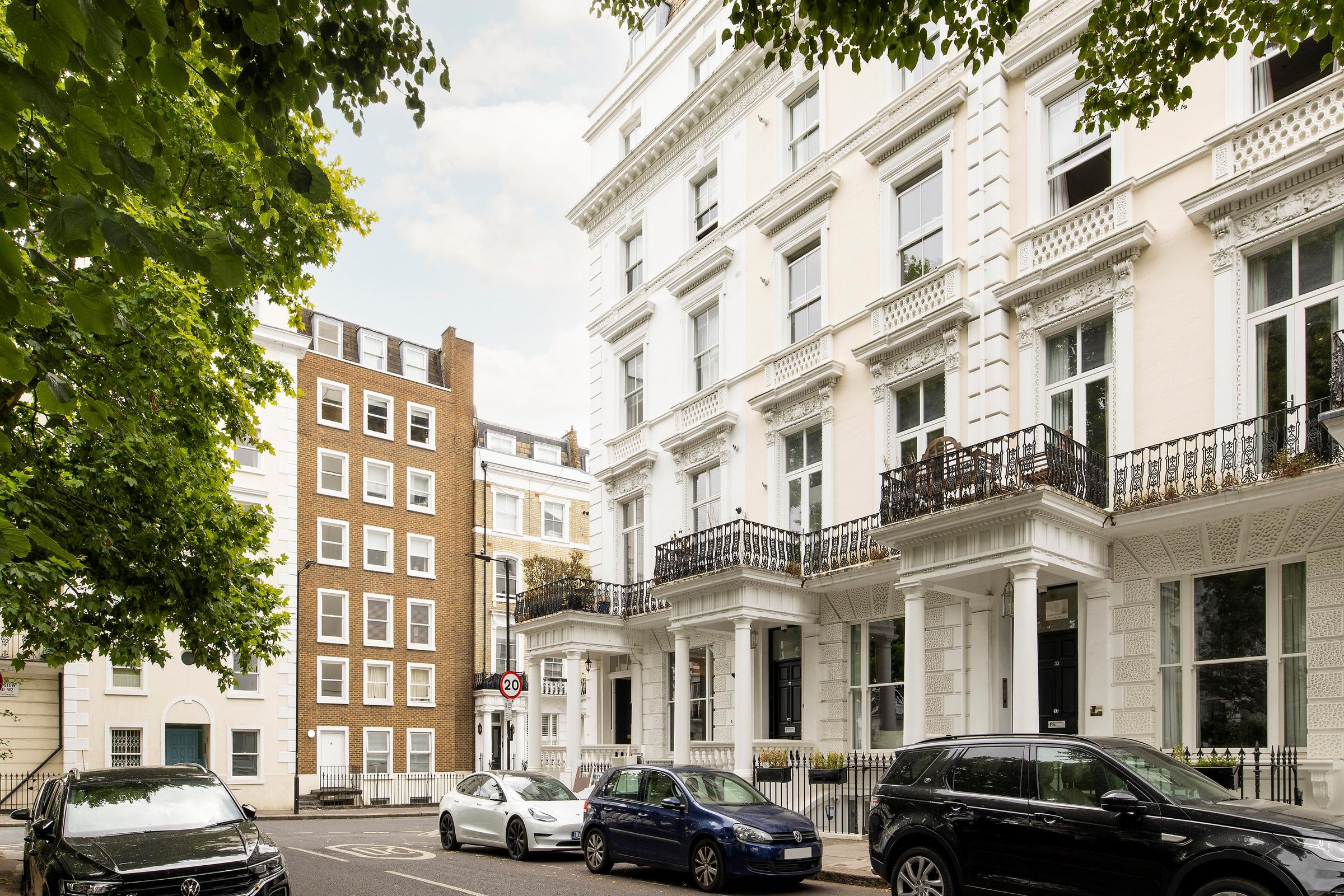 2 bed flat for sale in St Stephens Gardens, London W2 Zoopla