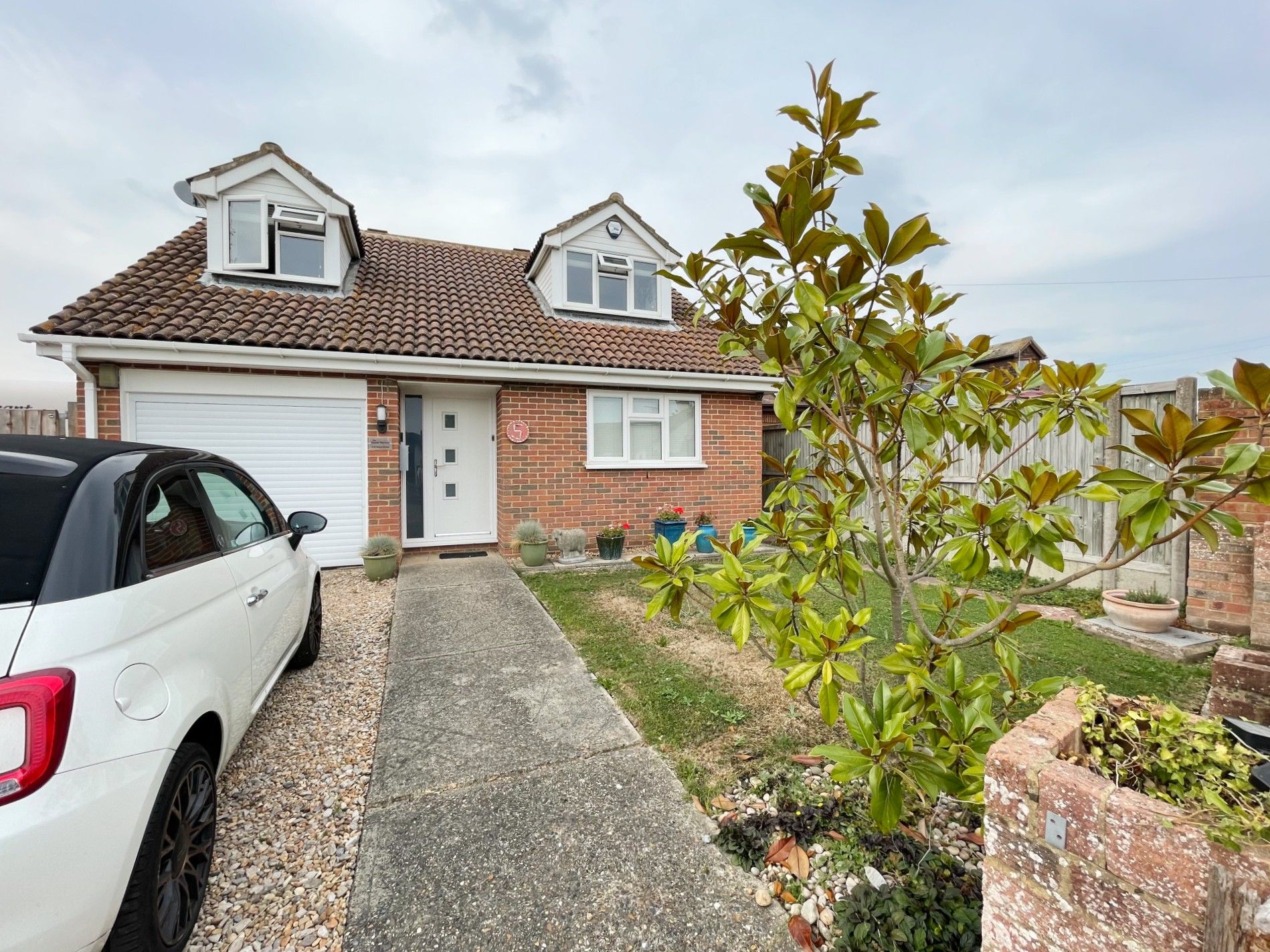 3 bed semidetached house to rent in St. Marys Grove, Seasalter