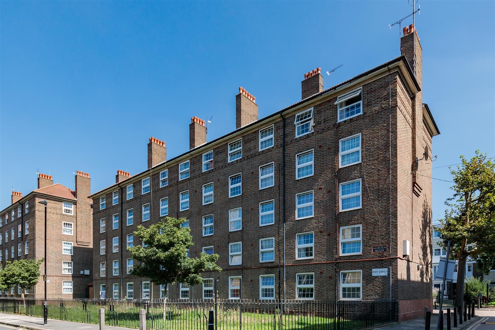2 bed flat to rent in Norden House, Pott Street, London E2 Zoopla