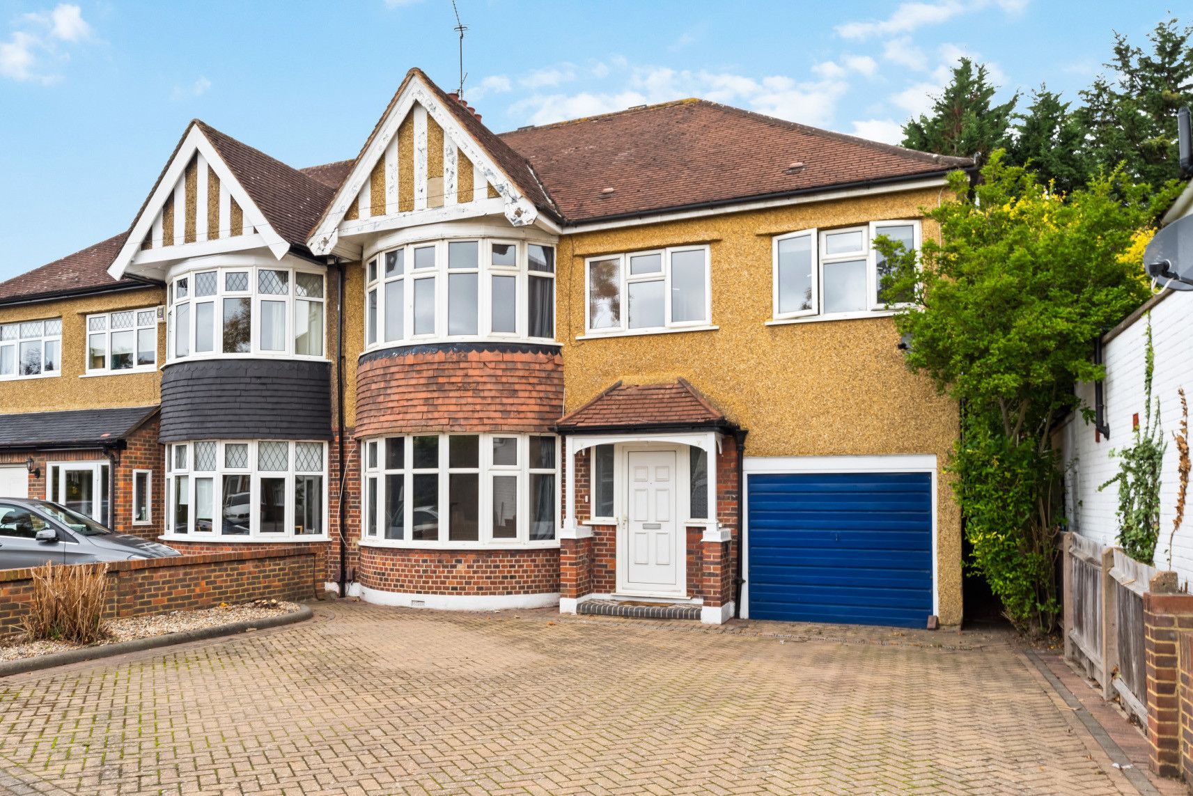5 bed semidetached house for sale in Raeburn Avenue, Surbiton, Surrey