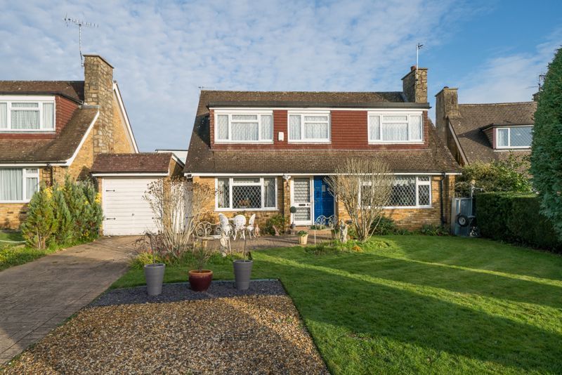 3 bed detached house for sale in Scots Hill Close, Croxley Green WD3