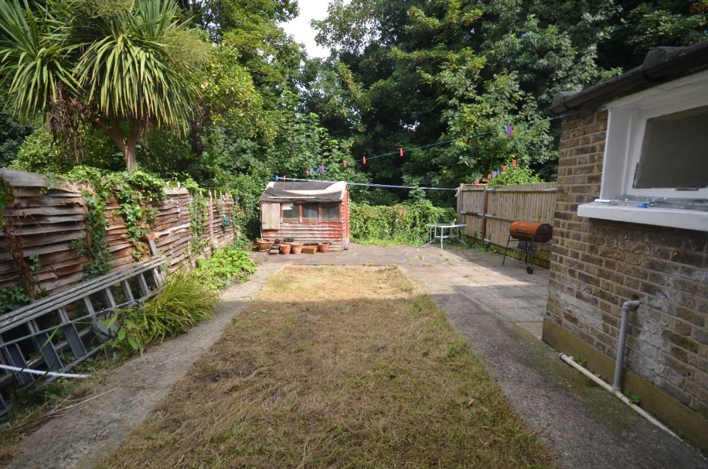 Studio to rent in Croxted Rd, Herne Hill, London SE21 Zoopla